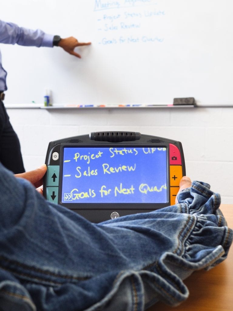Juno magnifying whiteboard text from a distance with contrast